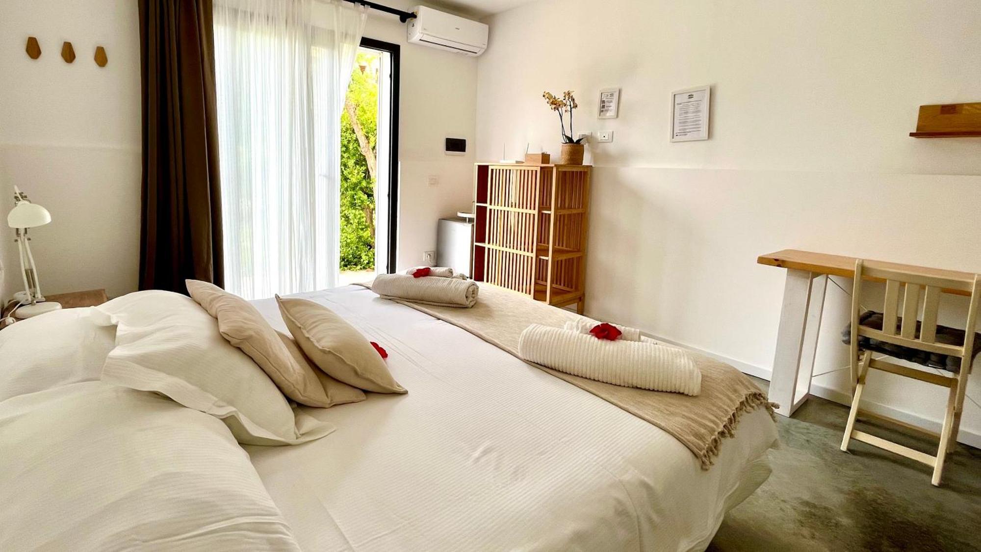 Mayana Sicily - The Suites Санта Мария дел Фокало Екстериор снимка