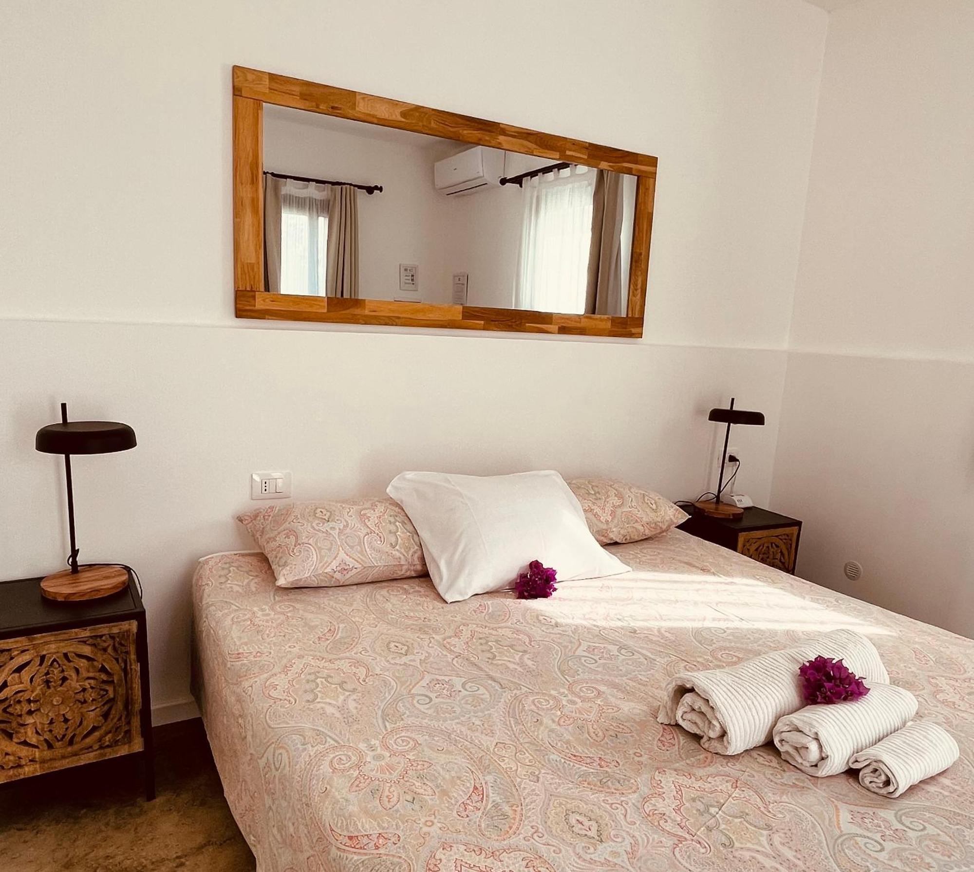 Mayana Sicily - The Suites Санта Мария дел Фокало Екстериор снимка