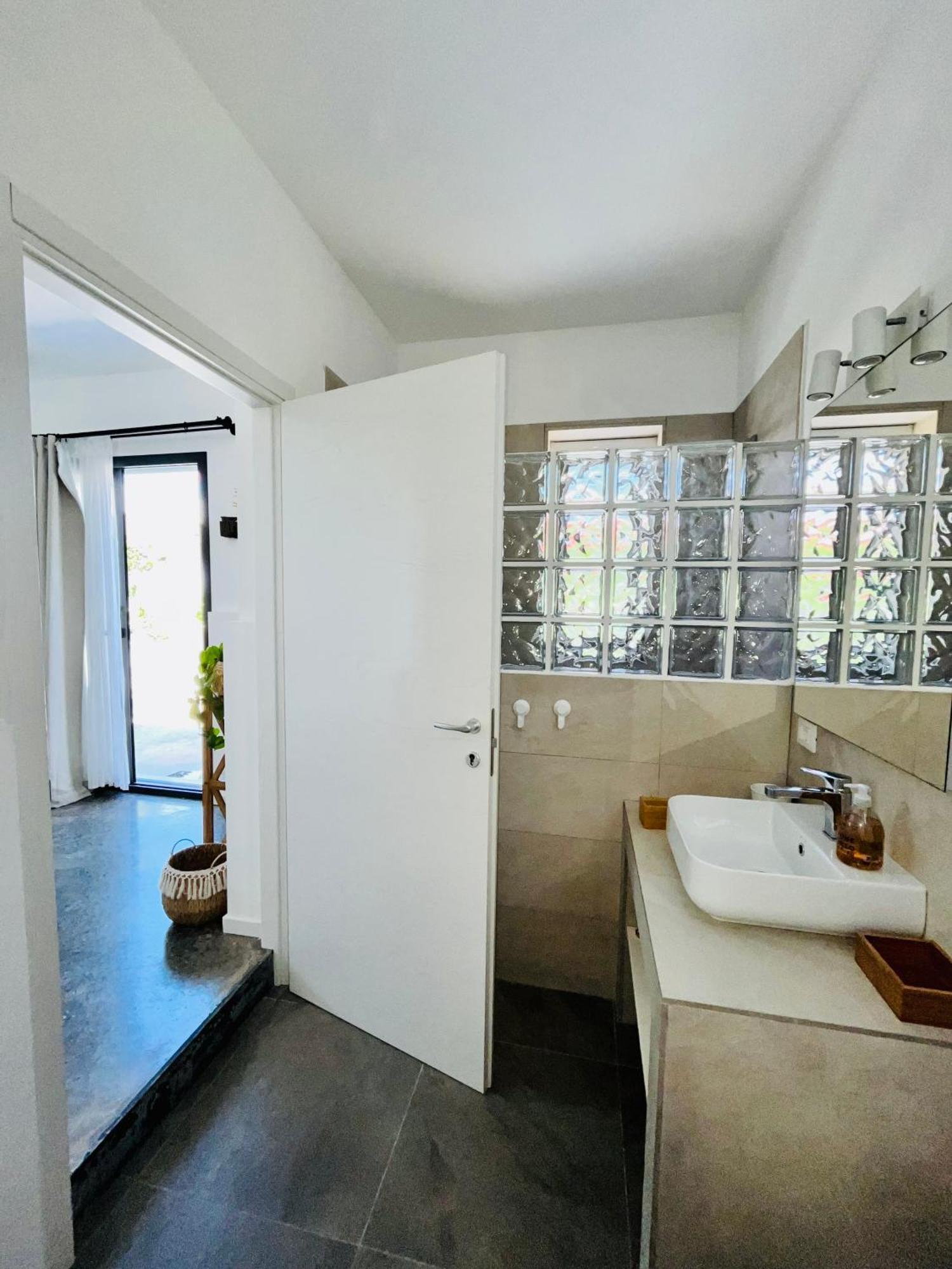 Mayana Sicily - The Suites Санта Мария дел Фокало Екстериор снимка