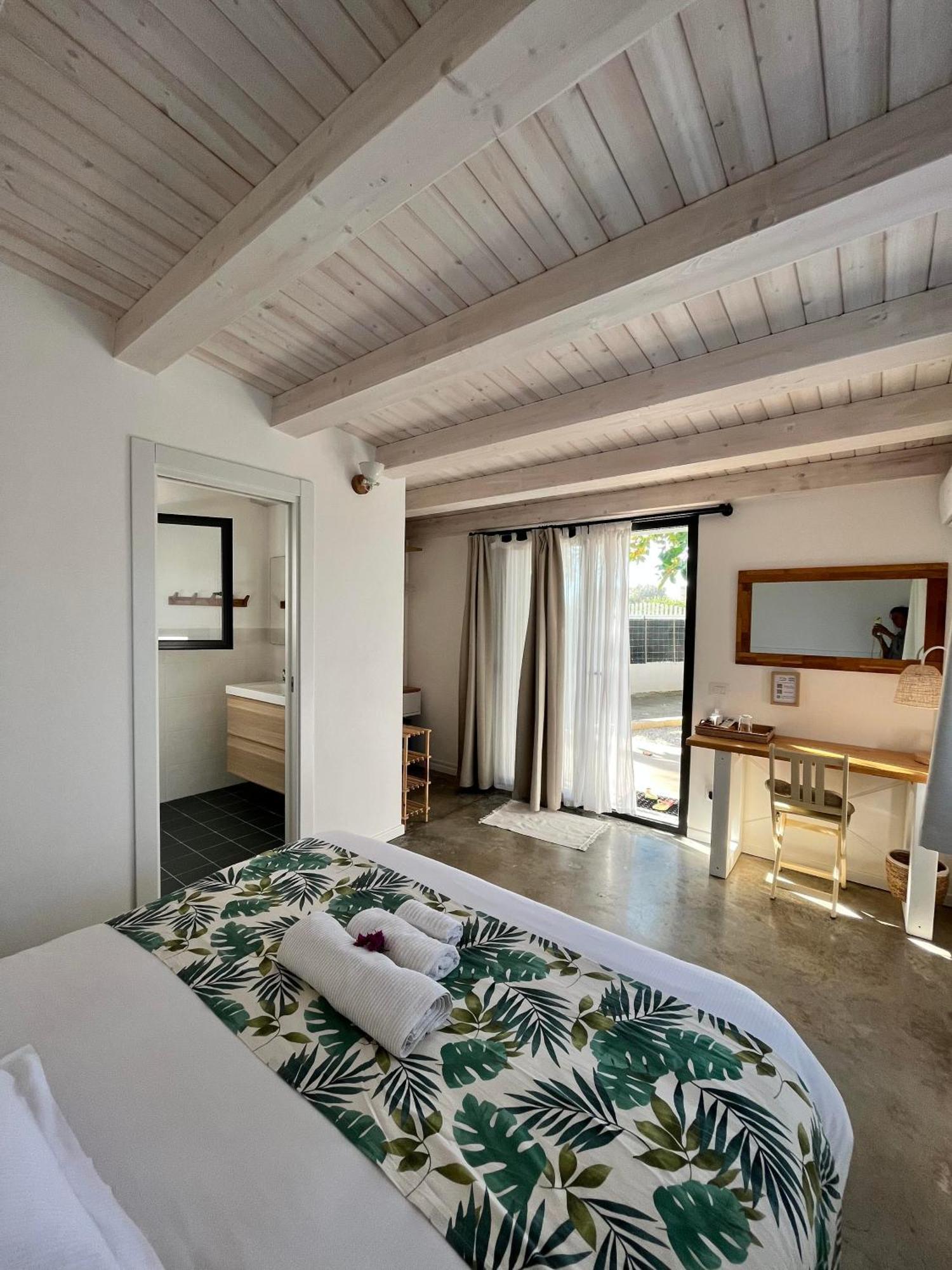 Mayana Sicily - The Suites Санта Мария дел Фокало Екстериор снимка