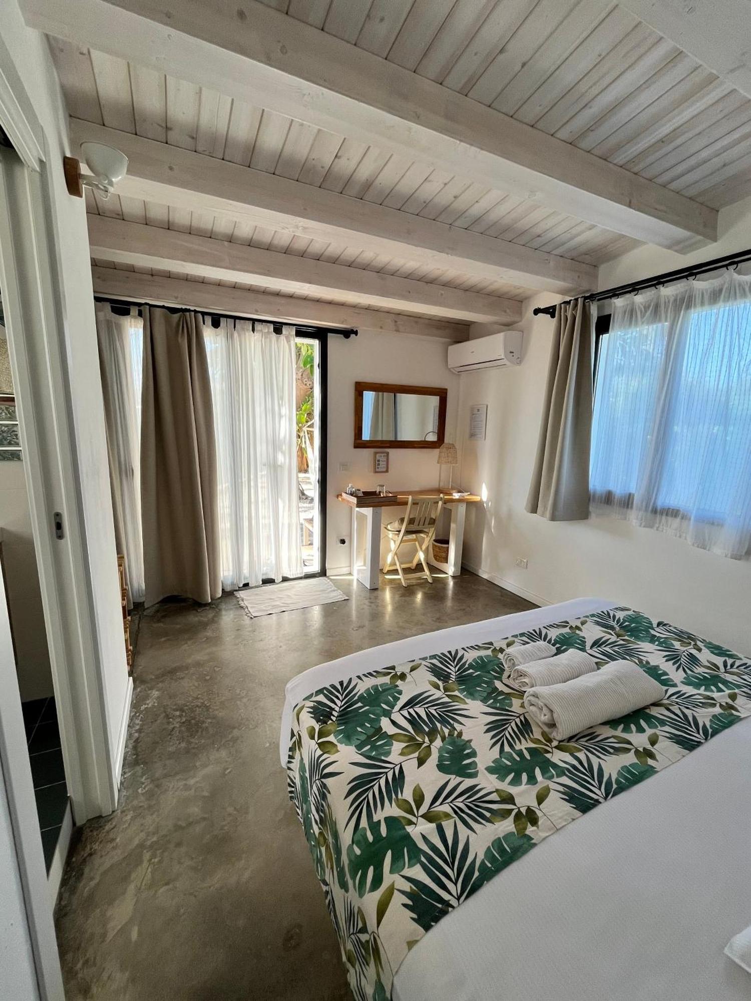 Mayana Sicily - The Suites Санта Мария дел Фокало Екстериор снимка